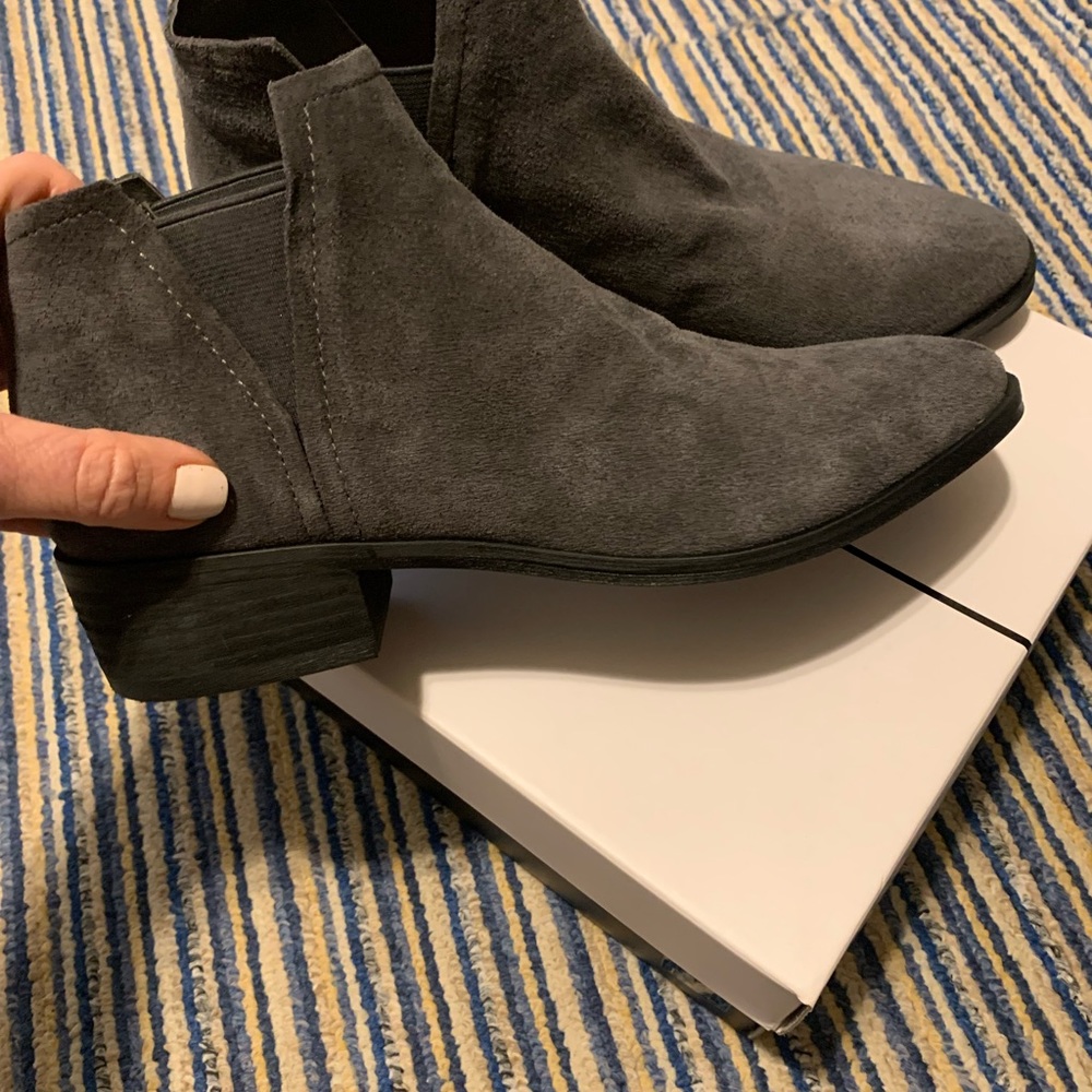 Dolce Vita Booties
